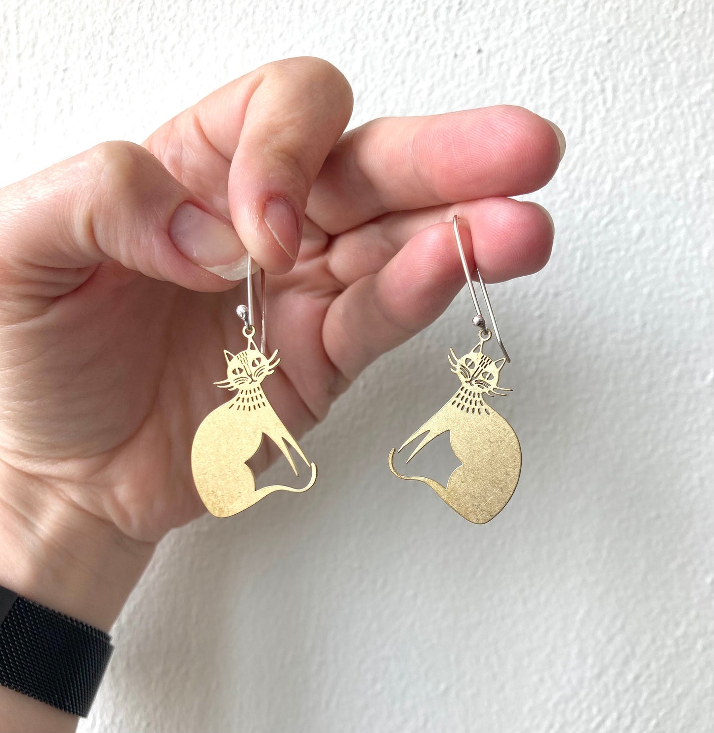 Veta cat earrings