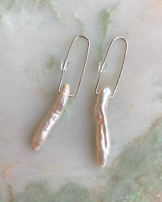 Pearl dangle earrings