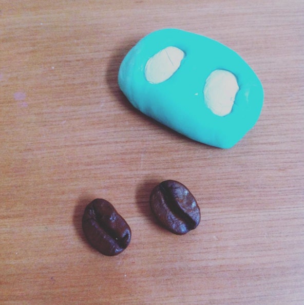 Java brooch