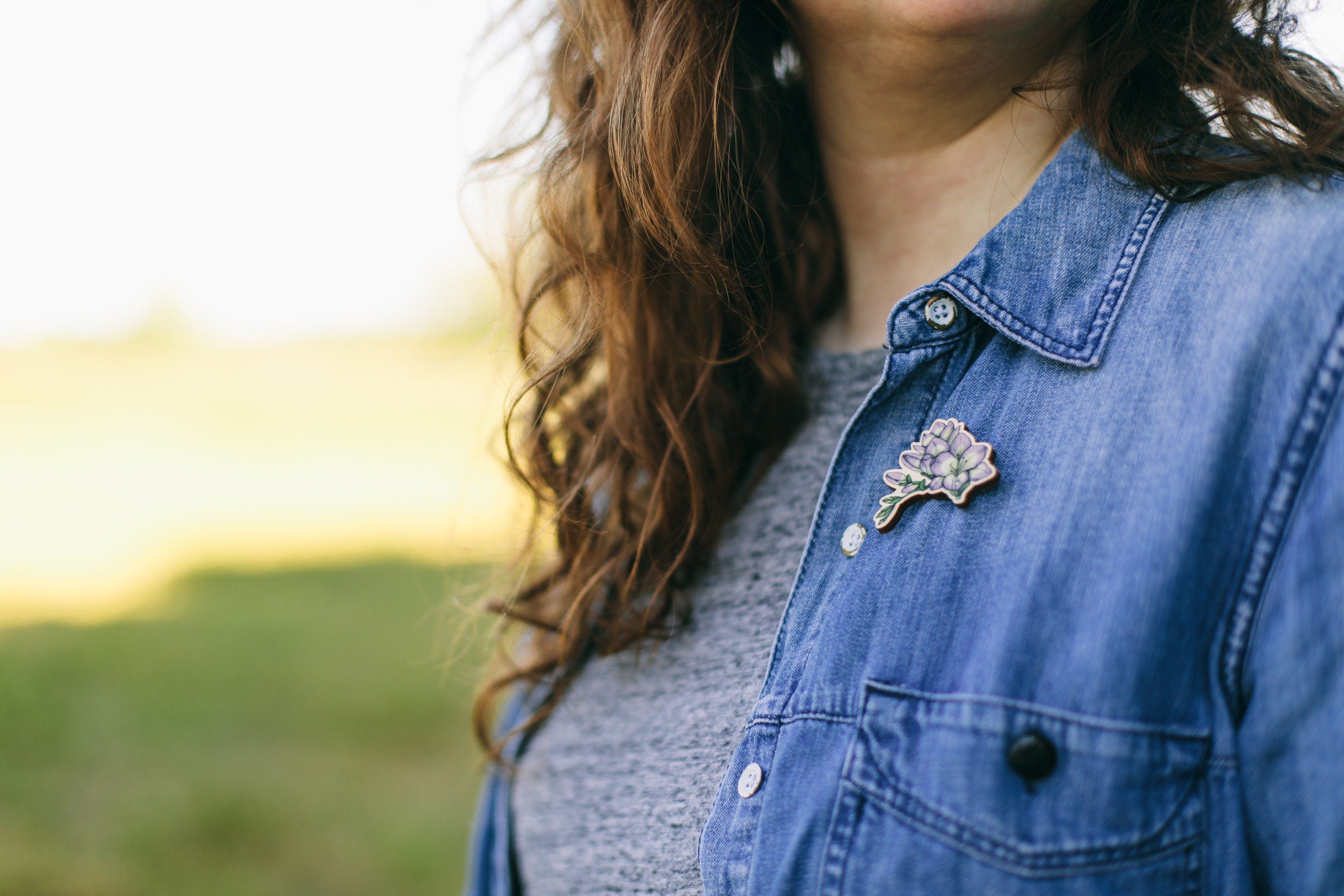 Freesia Wooden Pin