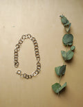 Round bracelet, square wire links