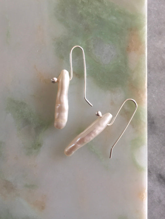 Pearl dangle earrings